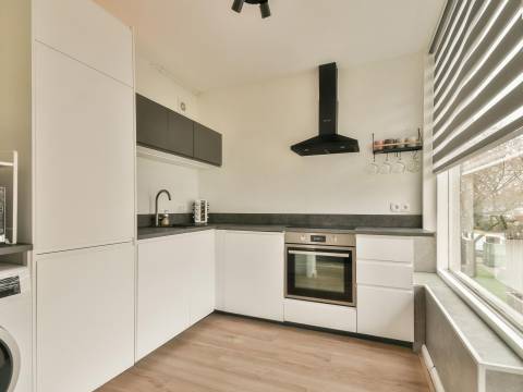 Zoutmanstraat 4 
